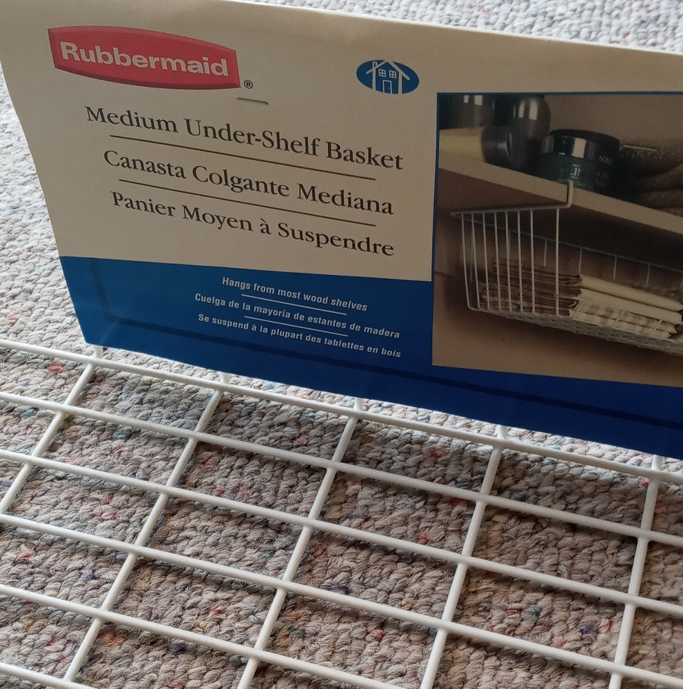 Rubbermaid under shelf bin